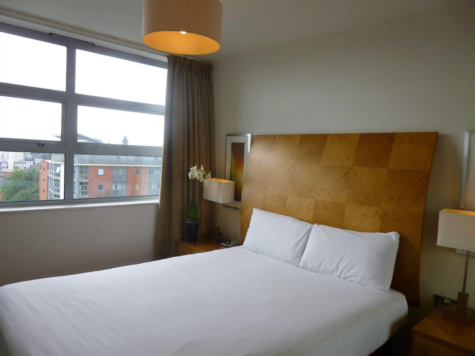 Premier Suites Nottingham Exterior photo